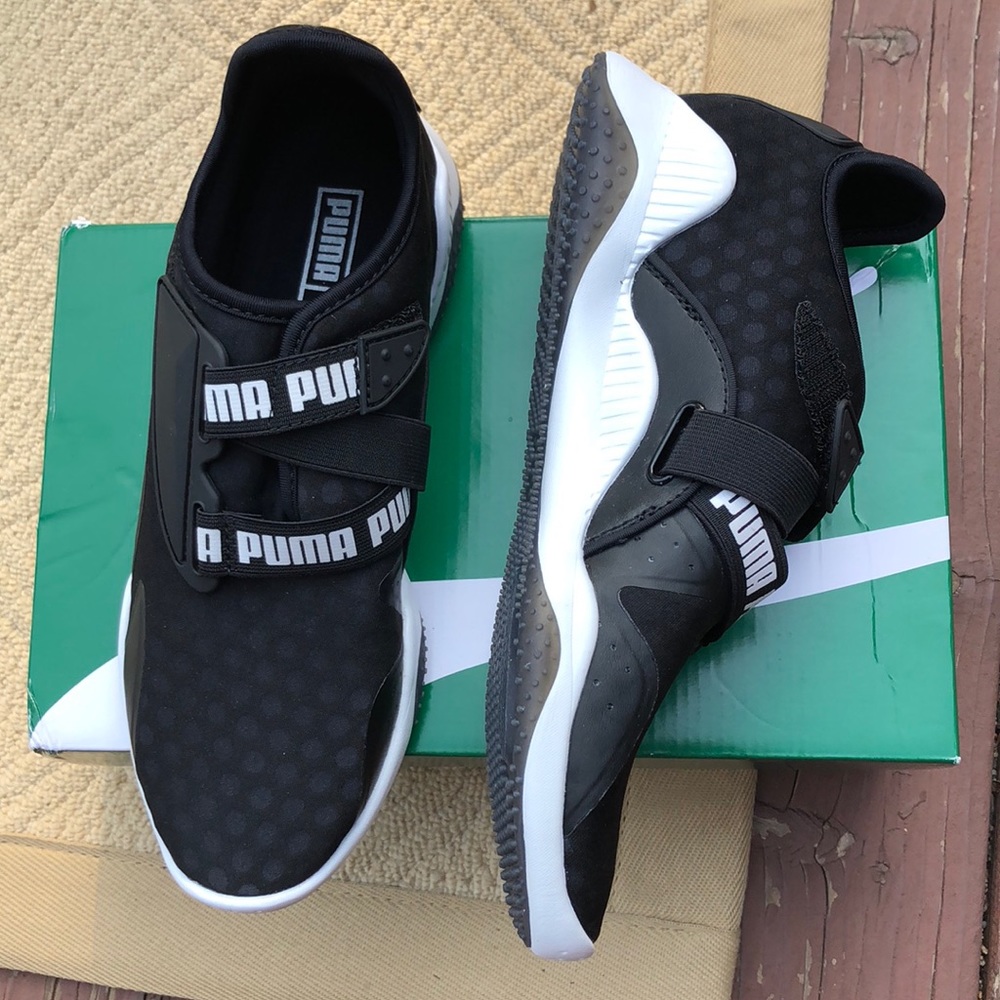 Mostro DE women’s - Puma black